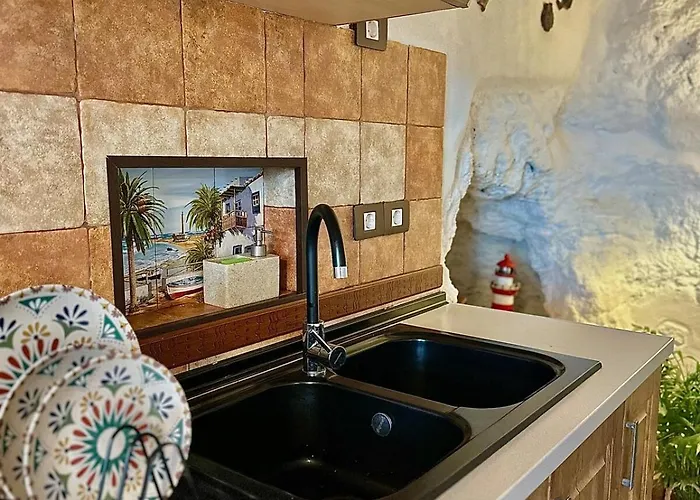Seafront House In Tufia * טלדה